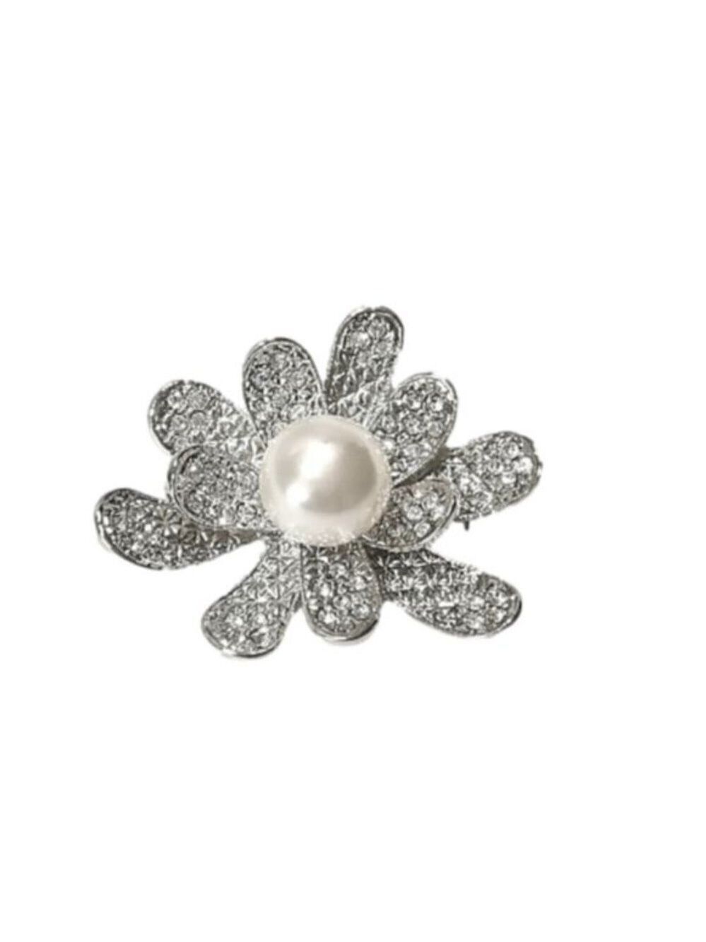 NWT Water Lily pearl crystal brooch pin silver tone